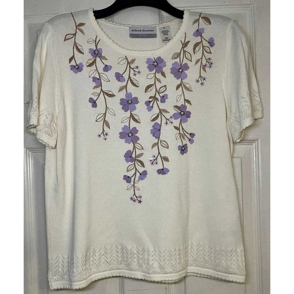 Vintage Alfred Dunner Petite Large White  Knit Top Purple Floral Embroidered
